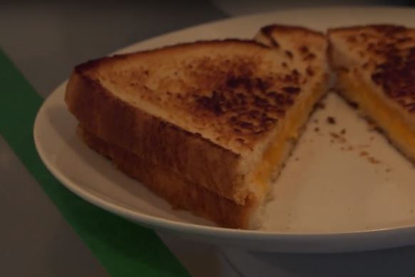 A simple sandwich drives all dark motivations